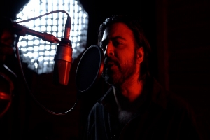 চেনা গলি থেকে বেরিয়ে ভিন্ন পথে আফরান নিশো!