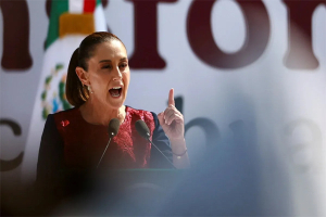 ট্রাম্পকে কড়া হুঁশিয়ারি দিলেন মেক্সিকোর প্রেসিডেন্ট