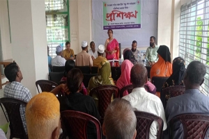 দোয়ারাবাজারে ক্ষুদ্রঋণ কার্যক্রমের গতিশীলতা আনয়ন শীর্ষক প্রশিক্ষণ