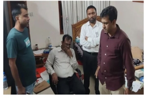 পালানোর সময় ১৭ বিয়ে করা সেই বন কর্মকর্তা আটক