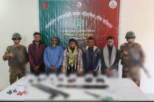 ওসমানীনগরে অস্ত্রসহ গ্রেপ্তার ৫