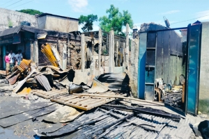 দোয়ারাবাজারে আগুনে পুড়ল ১৭টি দোকান দুই কোটি টাকার ক্ষয়ক্ষতি