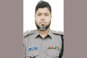‘আড়াই কোটি টাকা চুক্তিতে’ মাত্র ৭ দিনের এসপি