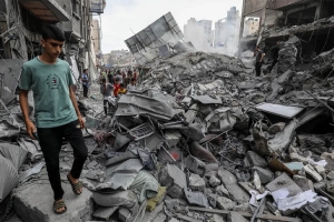 ইসরায়েলি হামলায় গাজায় আরও ৩৩ জনের প্রাণহানি