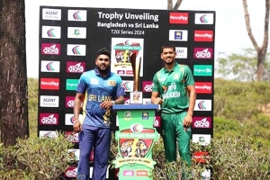 চা বাগানে টি-টোয়েন্টি সিরিজের ট্রফি উন্মোচন