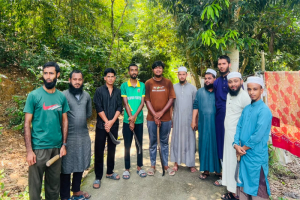 পরিচ্ছন্ন আলীনগর গড়তে স্বেচ্ছাসেবীদের অভিযান শুরু পরিচ্ছন্ন আলীনগর গড়তে স্বেচ্ছাসেবীদের অভিযান শুরু