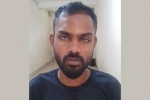 ক্বীন ব্রিজ এলাকা থেকে গাঁজাসহ যুবক গ্রেপ্তার