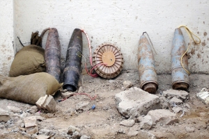 পাকিস্তানে সড়কে পেতে রাখা বোমা বিস্ফোরণ, নিহত ১১