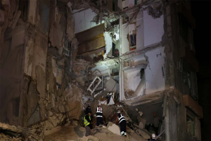 লেবাননে ইসরায়েলি হামলায় একদিনে নিহত ২৫৪