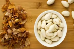 কাঠবাদামের খোসা ব্যবহার করতে পারেন যেভাবে