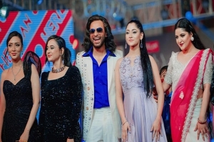 ঢাকার পর বন্দর নগরীতে র‌্যাম্পে হাঁটবেন তারকারা