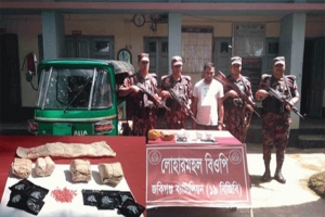 সিলেটে কোটি টাকার চোরাইপণ্যসহ গ্রেফতার ১