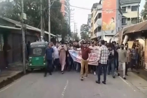 নগরীতে ভোরের ঝটিকা মিছিল, অভিযানে আটক ৪