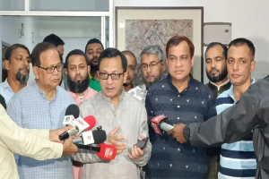 চামড়ার ন্যায্যমূল্য নিশ্চিতে সরকারের নজরদারি থাকবে: বাণিজ্যমন্ত্রী