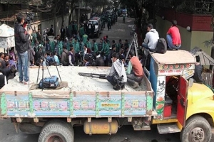 খালেদা জিয়ার বাসভবনে বালুর ট্রাককাণ্ডের ঘটনায় হাসিনার বিরুদ্ধে মামলা