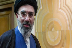 নিরাপদ আছেন ইরানের সর্বোচ্চ নেতা মোজতবা খামেনি