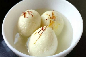জনপ্রিয় মুড়ির রসগোল্লা