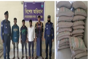 দোয়ারাবাজারে ভারতীয় চিনি জব্দ আটক ৪