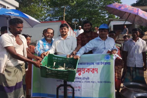 শাল্লায় মাছের পোনা অবমুক্ত, ব্যানারে প্রধান অতিথির নাম থাকলেও অনুপস্থিত
