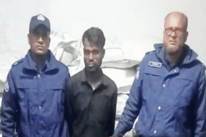 ছাতকে পিকআপসহ  ৬৮ বস্তা ভারতীয় চোরাই চিনি জব্দ : গ্রেফতার ১