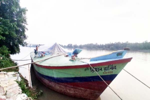 সুনামগঞ্জে ভর্তুকির সার পাচারের অভিযোগ, ব্যবস্থা না নেওয়ায় প্রশ্ন