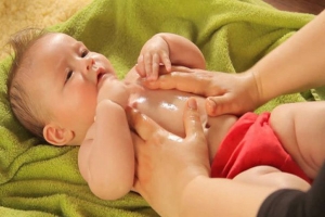 শিশুর শীতকালীন সুরক্ষায় ১০ তেল