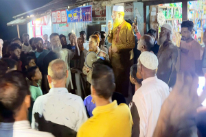 কোম্পানীগঞ্জ তেলীখালে ধানের শীষের পক্ষে হাকিম চৌধুরীর গণসংযোগ