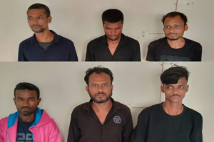 নগরী থেকে ৭ ছিনতাইকারী গ্রেপ্তার, চাকু উদ্ধার
