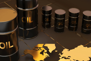 যুক্তরাষ্ট্রেও তেলের দাম চড়া, ‘দায়ী’ ট্রাম্প