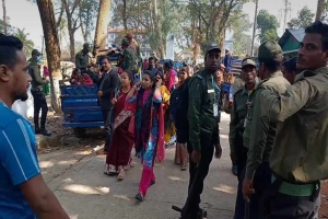 বালাগঞ্জে ১০ কেন্দ্রে গেল ব্যালেট পেপার