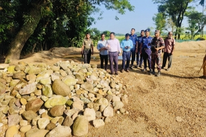 গোয়াইনঘাটের বিছনাকান্দির জব্দকৃত পাথরলুট: দায় কার? 
