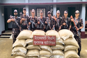 সুনামগঞ্জ সীমান্তে ৪২ লাখ টাকার ভারতীয় পণ্য জব্দ