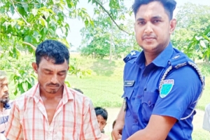 শান্তিগঞ্জে ইয়াবাসহ রিকশাচালক আটক