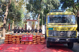 কানাইঘাট সীমান্তে প্রায় দেড় কোটি টাকার পণ্য আটক