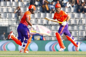 রায়ান বার্লের অলরাউন্ড নৈপুণ্যে দুর্বার রাজশাহীর জয়