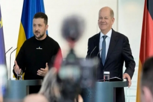 জার্মানি সফরে জেলেনস্কি