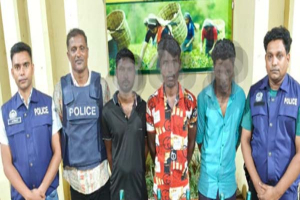 শ্রীমঙ্গলে ২১ বোতল ভারতীয় মদসহ আটক ৩ শ্রীমঙ্গলে ২১ বোতল ভারতীয় মদসহ আটক ৩