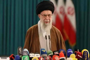 নাশকতাকারীদের সামনে কখনোই পিছু হটব না: খামেনি