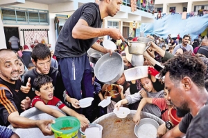 খাদ্য আনতে গিয়ে প্রাণ গেল আরও শতাধিক ফিলিস্তিনির