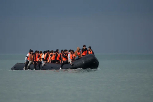 যুক্তরাজ্যে আশ্রয়প্রার্থীদের জন্য দুঃসংবাদ