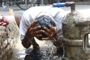তীব্র খরতাপে পুড়ছে সিলেট, নেই বৃষ্টির পূর্বাভাস 