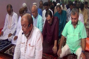 মৌলভীবাজারে সৌদি আরবের সাথে মিল রেখে ঈদ পালিত
