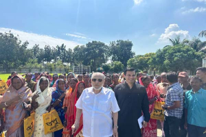 চা-বাগানগুলোতে পূজার আনন্দ, শ্রমিকদের পাশে এমপি ফয়সল