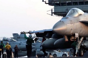 ইয়েমেনের তেল বন্দরে মার্কিন বিমান হামলা, নিহত ৩৮