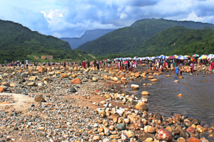 সাড়ে ৩ কোটি টাকায় ইজারা দেয়া হলো ‘সাদাপাথর’