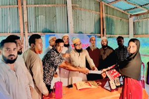 অগ্নিদগ্ধ স্কুলছাত্রী ইভার চিকিৎসায় স্বচ্ছতা গ্রুপের সহায়তা