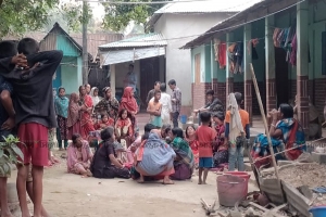মধ্যনগরে কলেজ ছাত্রের ঝুলন্ত লাশ উদ্ধার