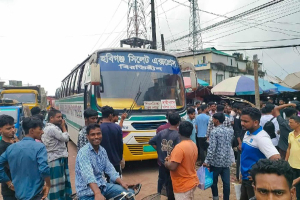 হবিগঞ্জ এক্সপ্রেসের বাস ওসমানীনগর রুটে চলাচল বন্ধের দাবি