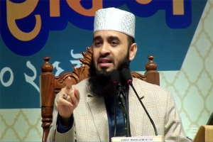 আমি কোন দলকে টার্গেট করে বলিনি : আজহারী