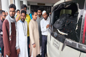 এনসিপির গাড়িবহরে দুই দফা ইটপাটকেল, কানাইঘাট সফর নিয়ে ধোঁয়াশা